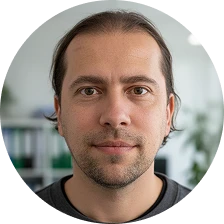 Олег Линьков